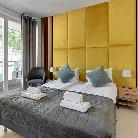 Lion Apartments - Chopina 29 With Parking 5 Min From The Beach And Center Sopoty Exteriér fotografie
